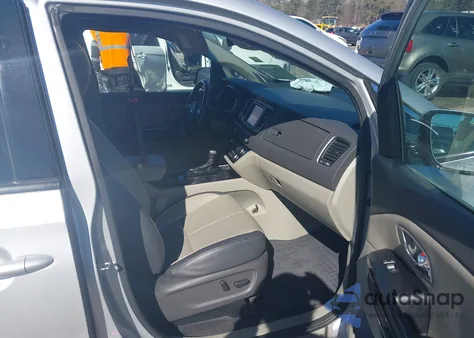 2018 Kia Sedona Sx z USA, uszkodzony, nr VIN KNDMC5C1XJ6375757